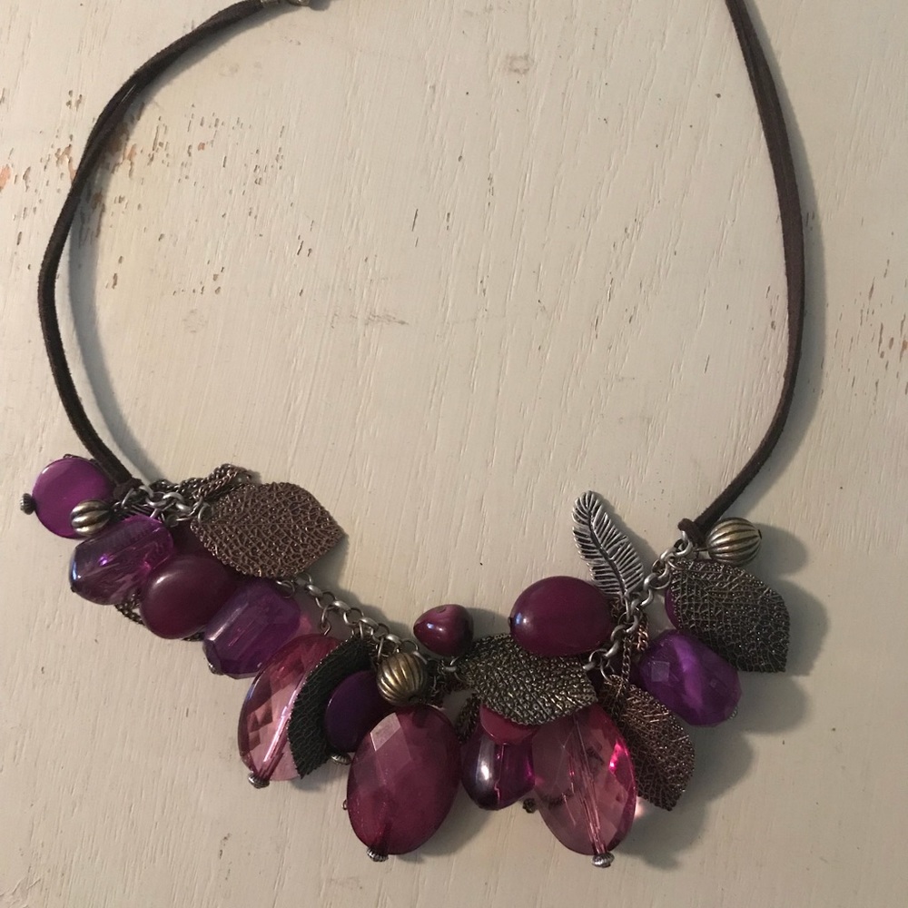Purple necklace. - Picture 2 of 2